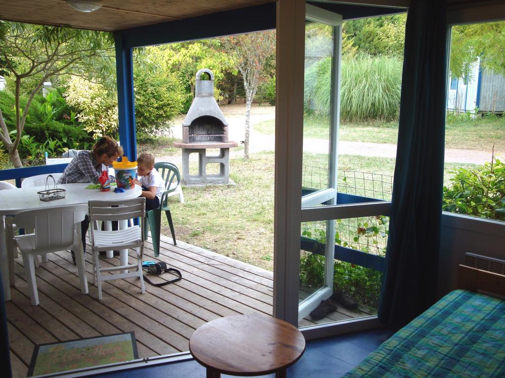Hotel Le Clos Fleuri Médis Zimmer foto