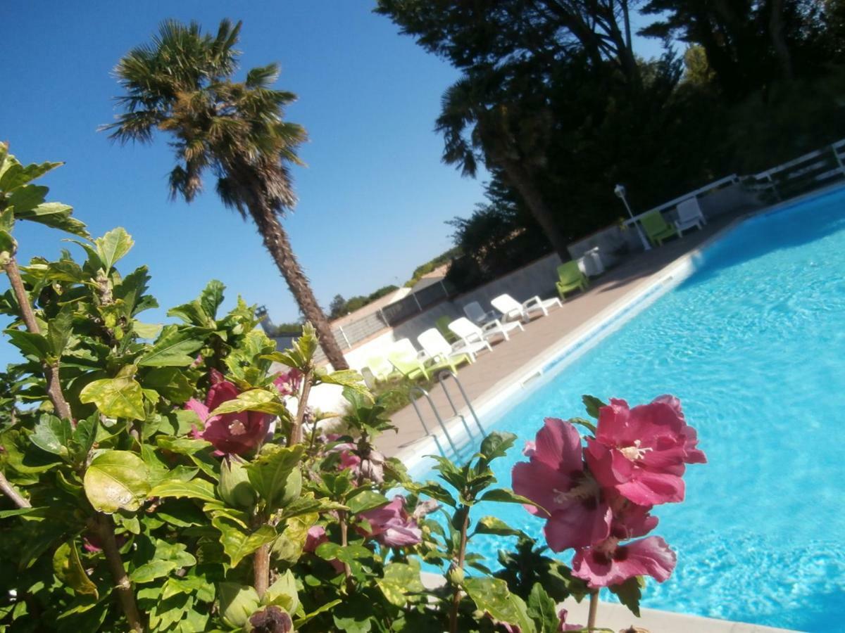 Hotel Le Clos Fleuri Médis Exterior foto